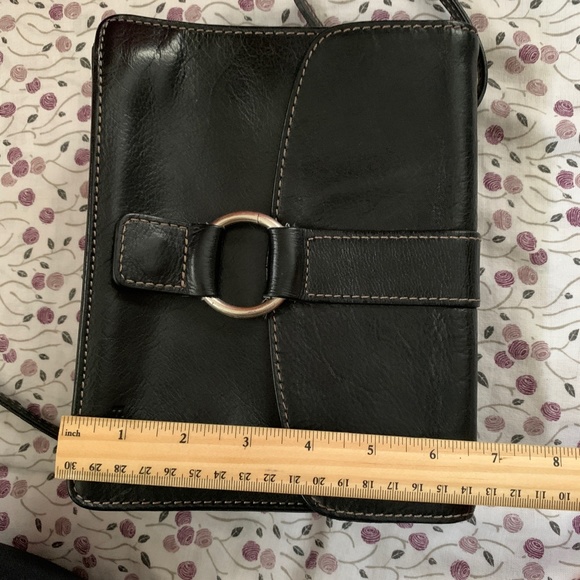 Fossil genuine black leather crossbody - Picture 8 of 12